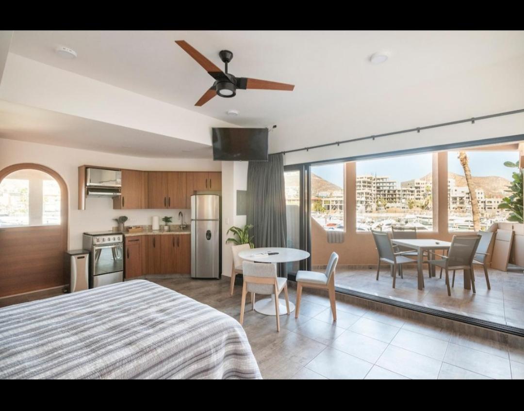 Апарт отель Marina Cabo Plaza Unit 107A Кабо-Сан-Лукас Экстерьер фото