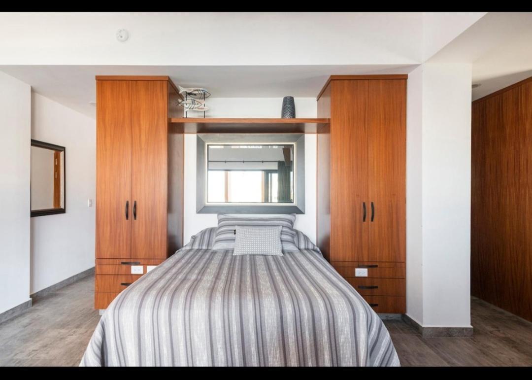 Апарт отель Marina Cabo Plaza Unit 107A Кабо-Сан-Лукас Экстерьер фото